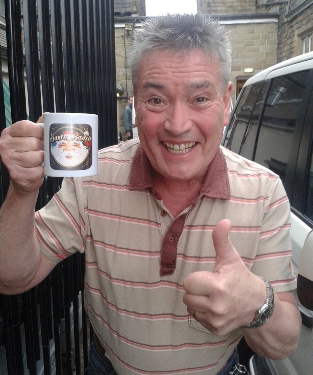 Billy Pearce - Comedian & Performer - Santa Radio Mugshot