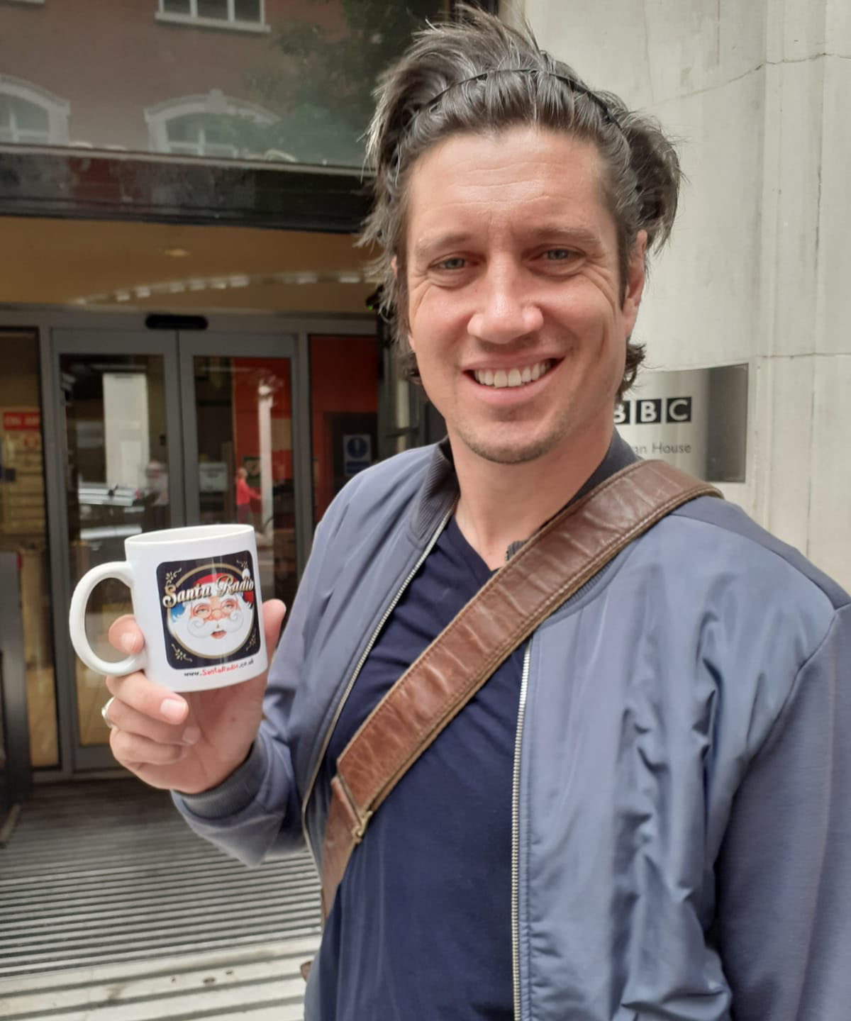 Vernon Kay Radio Presenter - Santa Radio Celebrity Mugshots